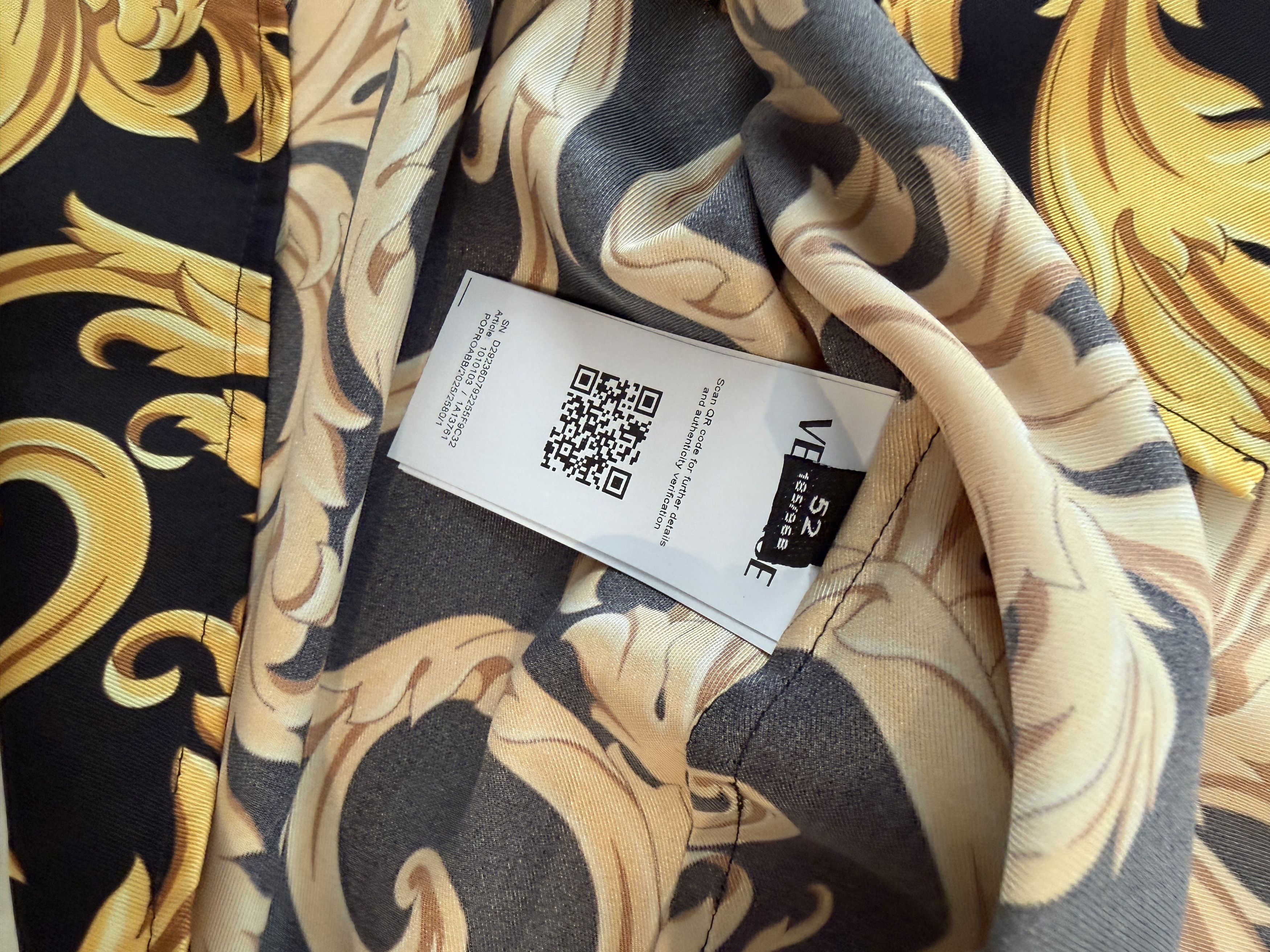 Versace VERSACE 1010103 Men's Baroque Black Gold Shirt, IT52 (lg) Size US L / EU 52-54 / 3 - 14 Thumbnail