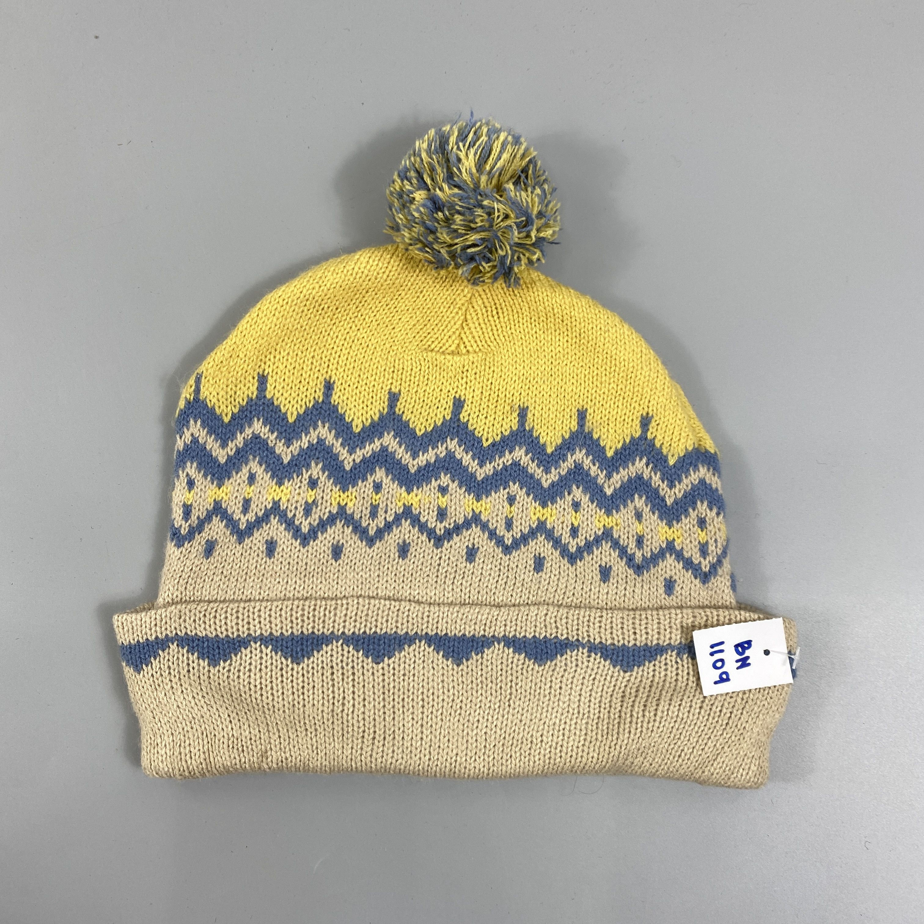 Japanese Brand Pattern Snow Cap Beanie Hat Pom Pom -BN1109 Size ONE SIZE - 6 Thumbnail