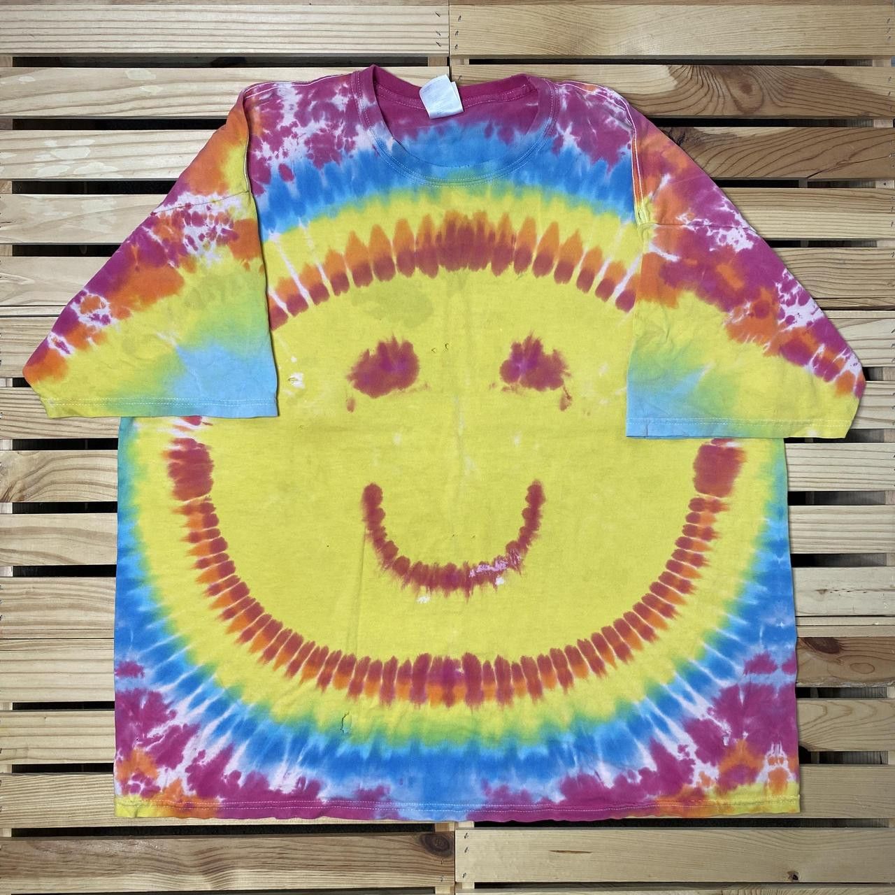 Gildan Vintage Smiley Face Tie-Dye Thrashed Hippie Tee Size 2XL Size US XXL / EU 58 / 5 - 1 Thumbnail