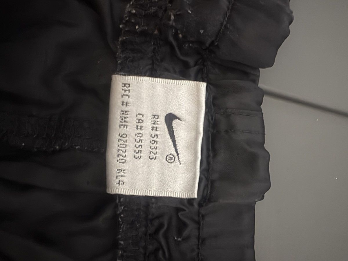 Nike Nike Vintage Nylon shorts Size US 32 / EU 48 - 4 Thumbnail