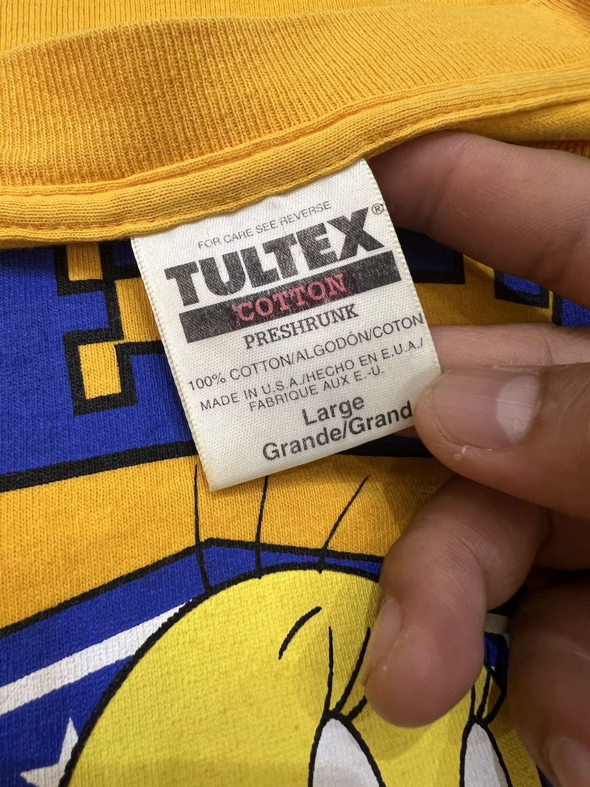 Cartoon Network VINTAGE 1995 TWEETY LOONEY TUNES SHIRT Size US L / EU 52-54 / 3 - 3 Thumbnail