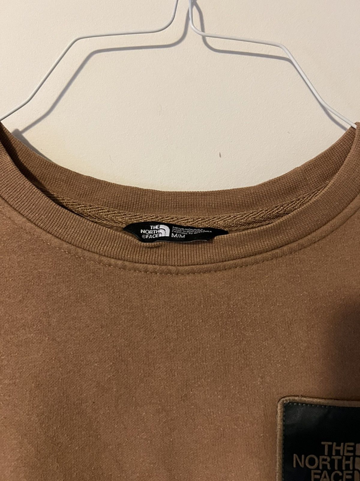 The North Face The North Face Patch Crewneck Size US M / EU 48-50 / 2 - 2 Thumbnail