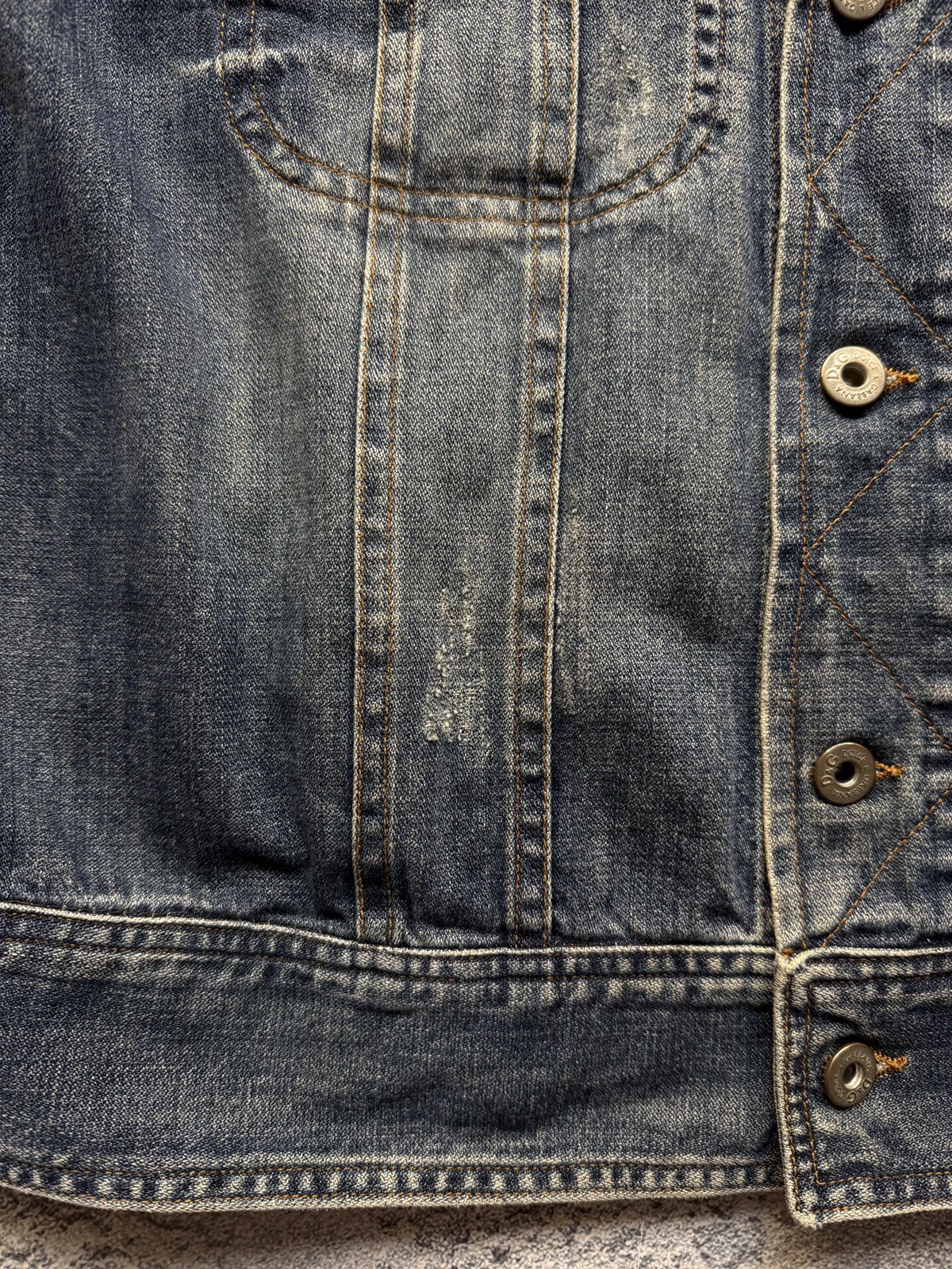 Dolce & Gabbana Vintage Dolce Gabbana Denim Jacket Destrised 90s Y2K Size US L / EU 52-54 / 3 - 6 Thumbnail