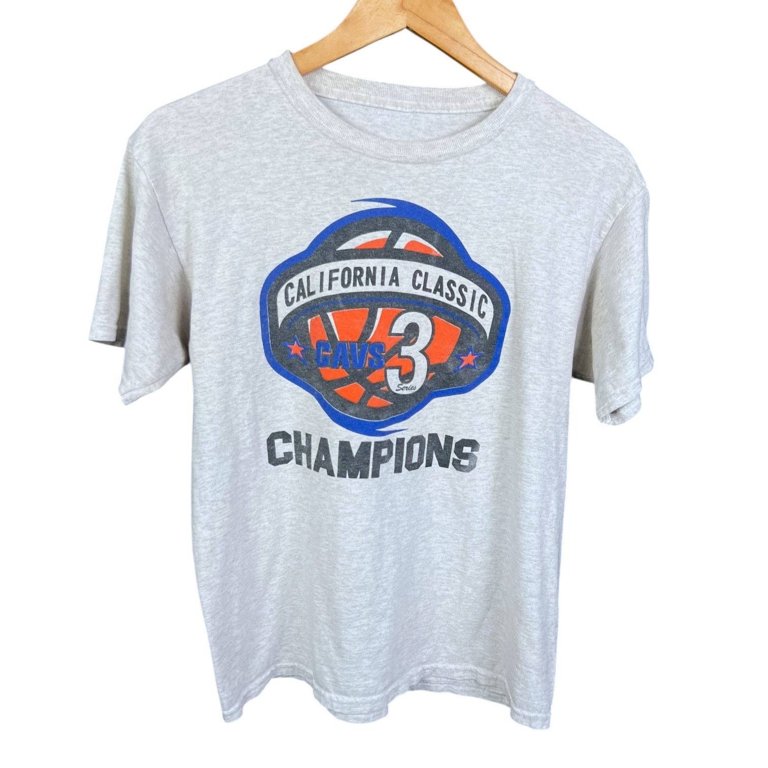 Gildan Men's Y2K California Classics Champions CAVS T-Shirt - S Size US S / EU 44-46 / 1 - 1 Thumbnail