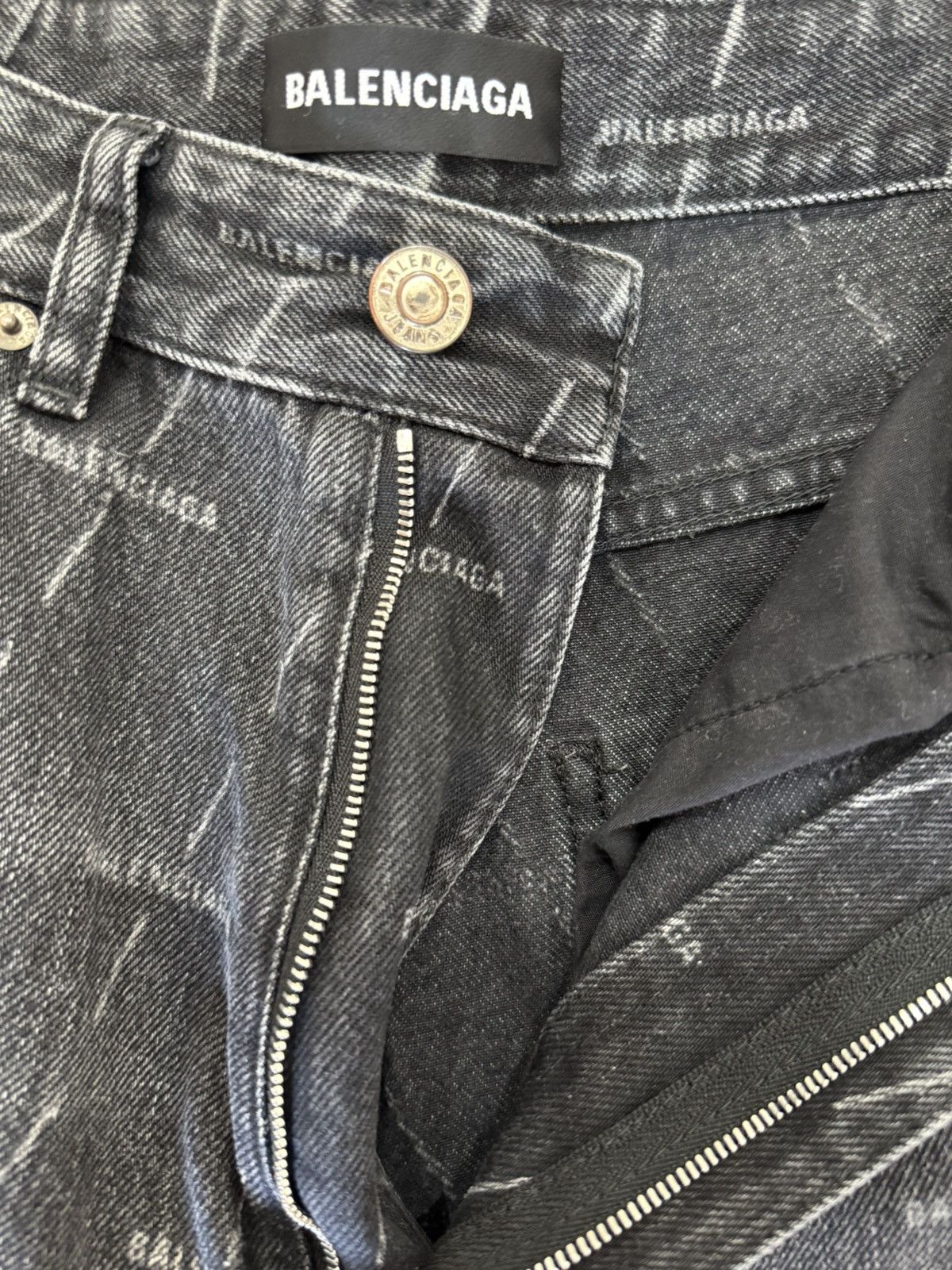 Balenciaga Balenciaga All Over Logo Jeans Size US 30 / EU 46 - 6 Thumbnail
