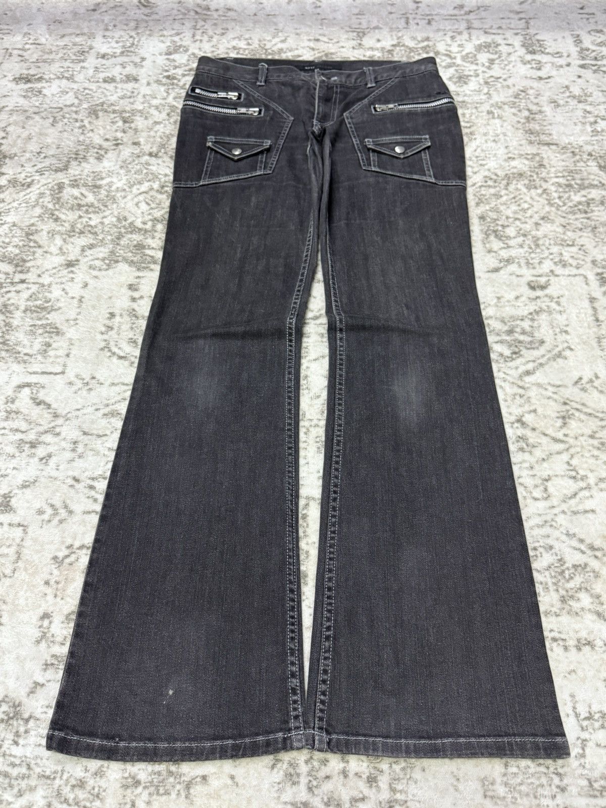 Marc Jacobs Marc Jacobs Paneled Bush Pocket Flare Jeans Size 30" / US 8 / IT 44 - 1 Thumbnail