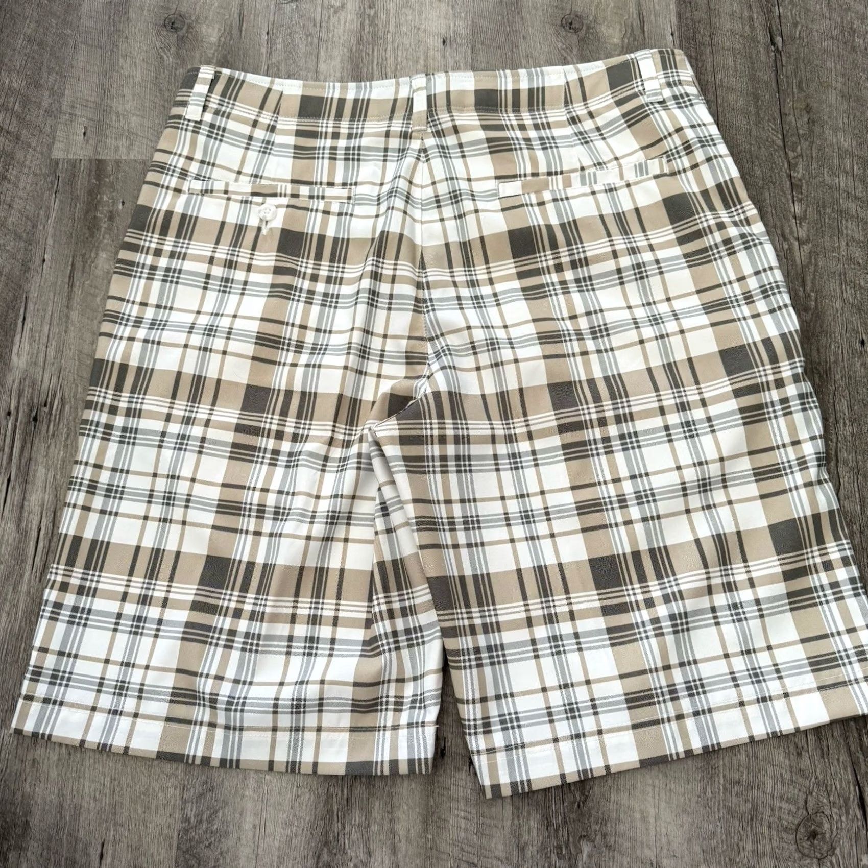 Hogan Ben Hogan Golf Shorts Mens 34 Khaki Plaid Performance Stretch 10” Inseam LOUD Size US 34 / EU 50 - 3 Thumbnail