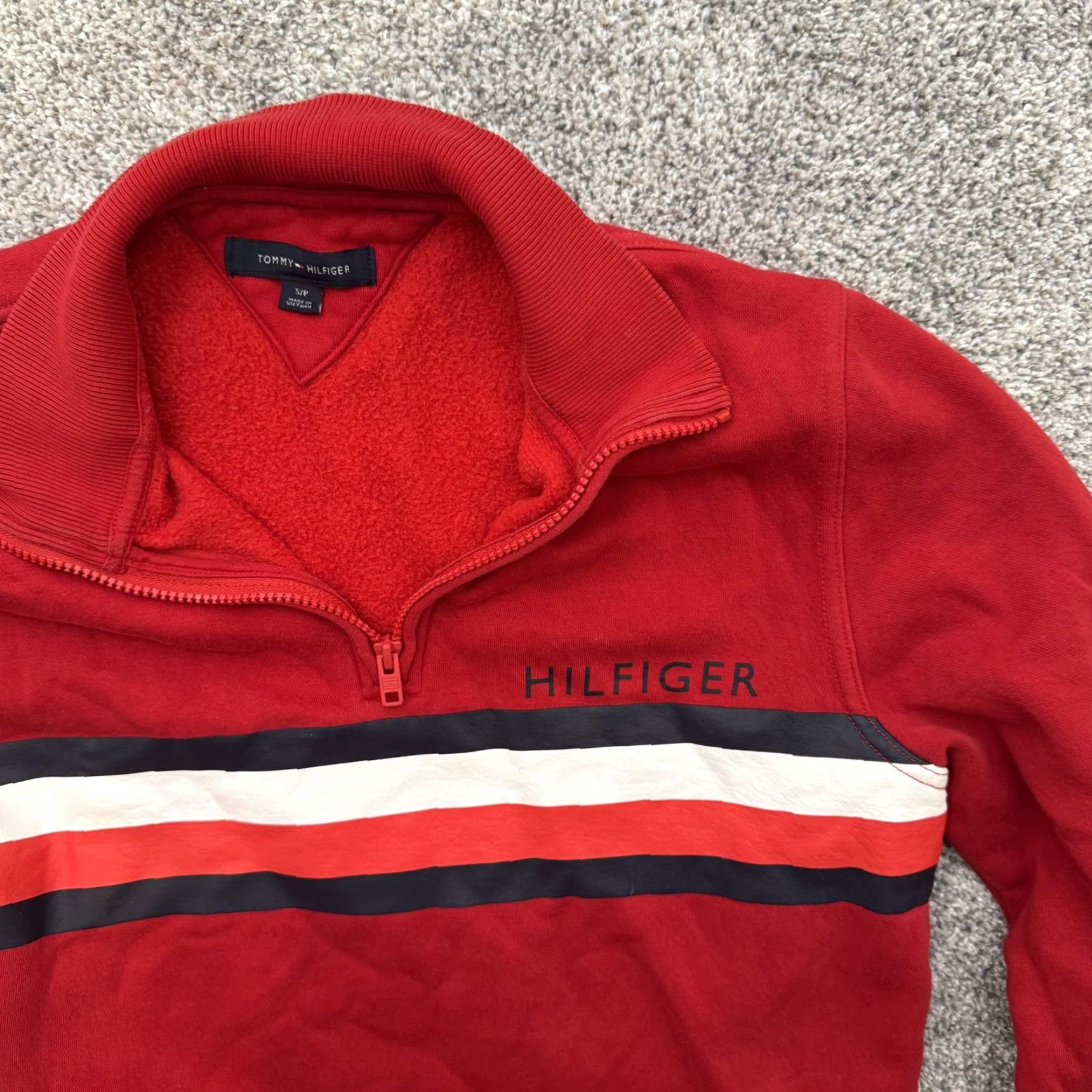 Tommy Hilfiger VINTAGE Tommy Hilfiger 1/4 Zip Sweatshirt Striped Red Navy White Small Mens Pullover Cotton Polyester Fleece 70s Preppy Golf Academia Size US S / EU 44-46 / 1 - 6 Thumbnail
