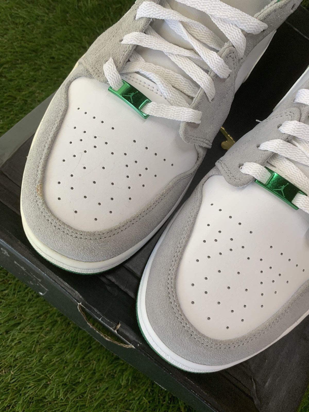 Jordan Brand Jordan 1 Mid SE White Pine Green Smoke Grey Size US 14 / EU 47 - 7 Thumbnail