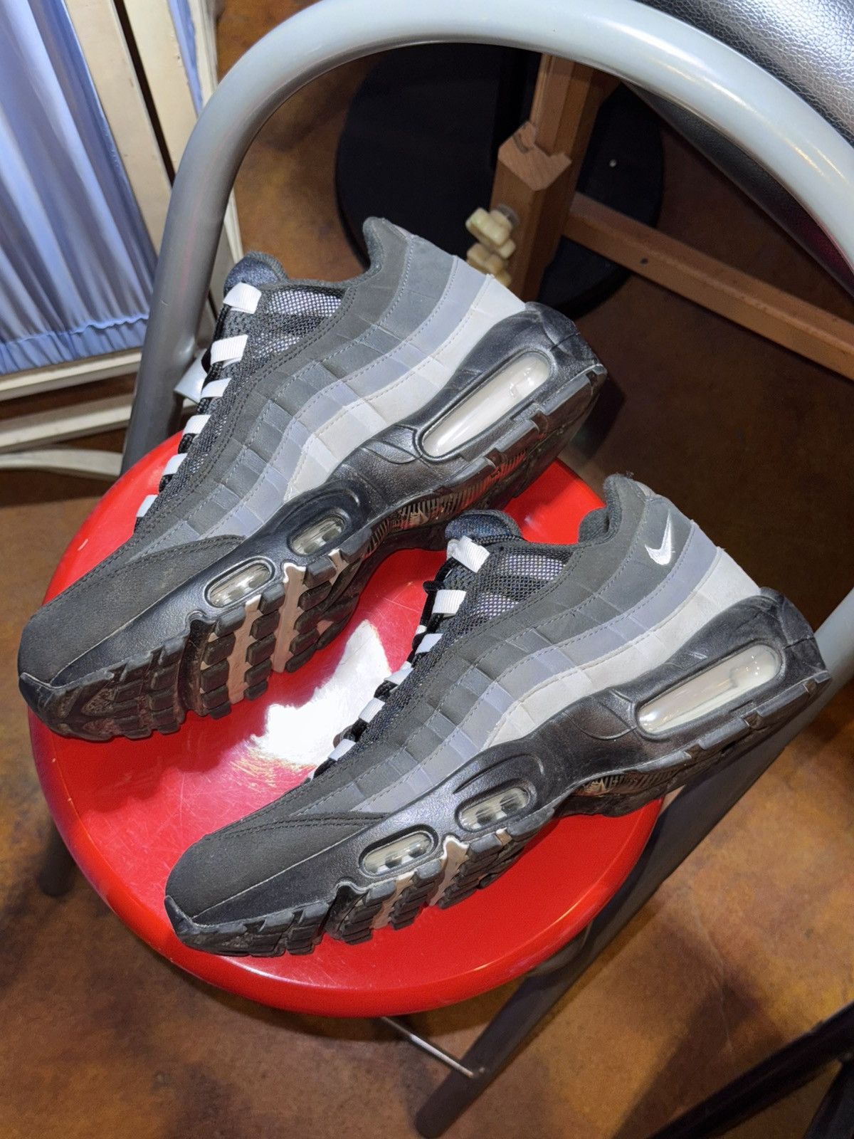 Nike Nike Air Max 95 Black Smoke Grey Shoes Size US 9 / EU 42 - 3 Thumbnail