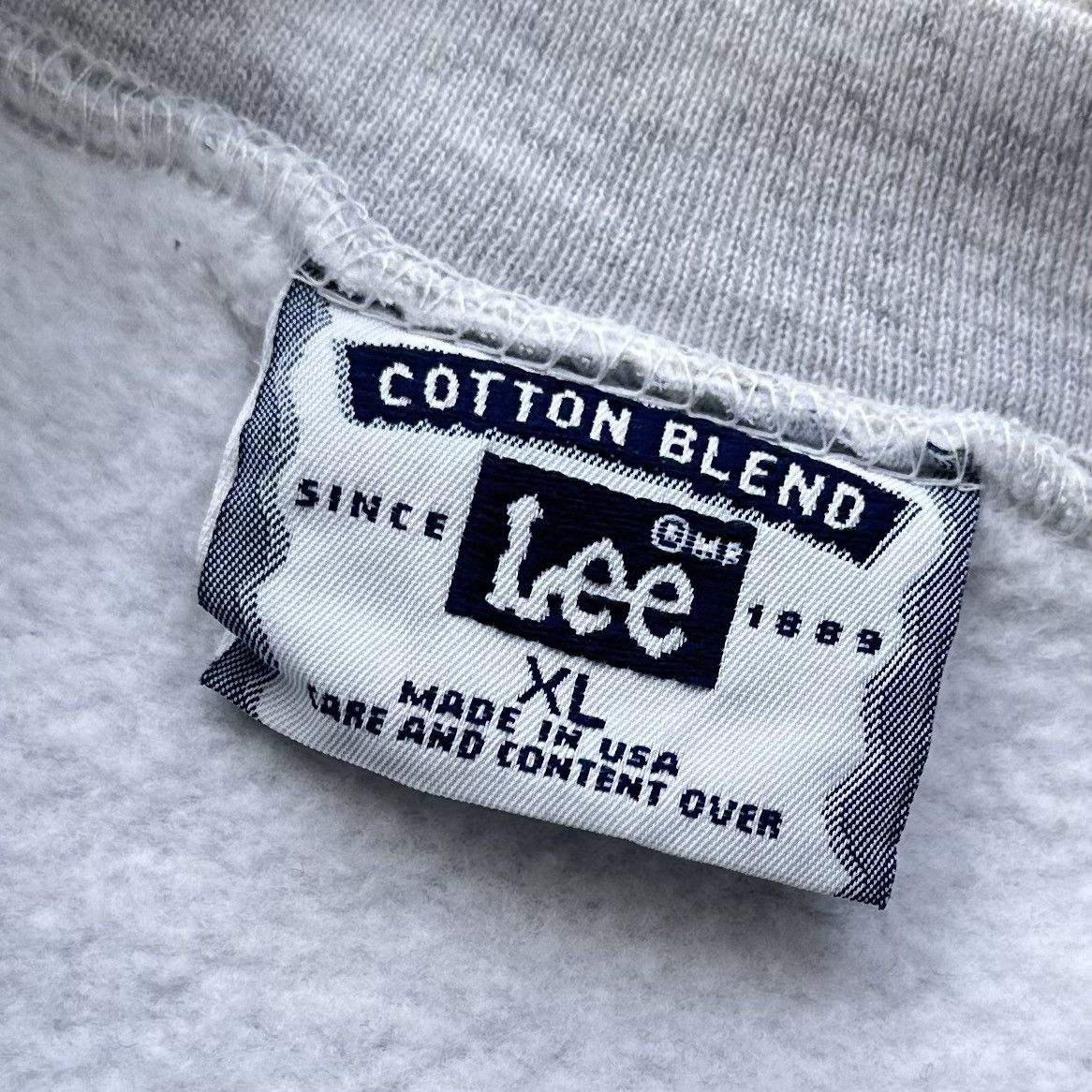 Lee VINTAGE LEE BOSTON SPELL OUT BIG LOGO RARE DESIGN Size US XL / EU 56 / 4 - 5 Thumbnail
