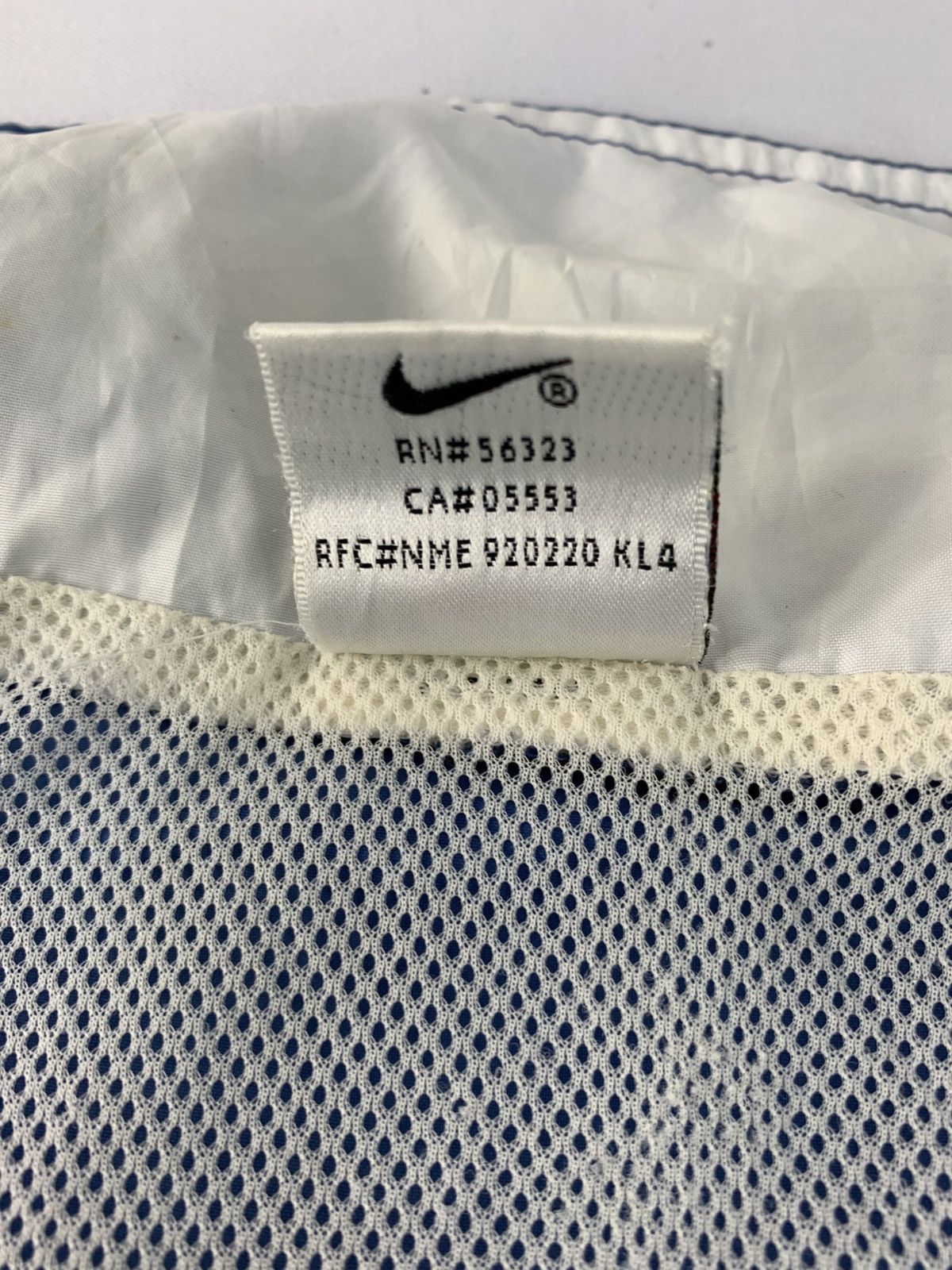 Grailed Y2k Nike Court Quilted Windbreaker Jacket Embroidery Logo Size US L / EU 52-54 / 3 - 7 Thumbnail