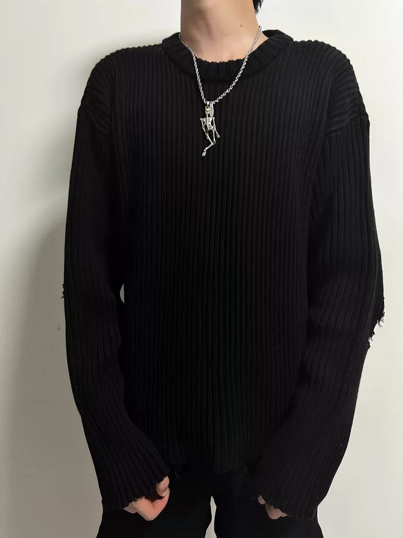 Maison Margiela Maison Margiela Black destructive sweater Size US S / EU 44-46 / 1 - 1 Thumbnail