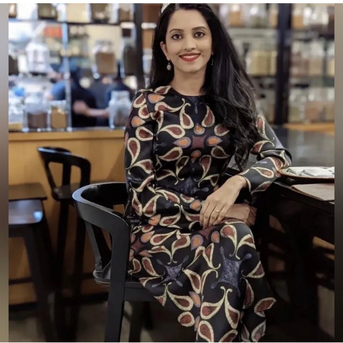 Zara ZARA BLOGGER FAVORITE PRINTED MIDI DRESS MULTICOLORED Size XS / US 0-2 / IT 36-38 - 5 Thumbnail