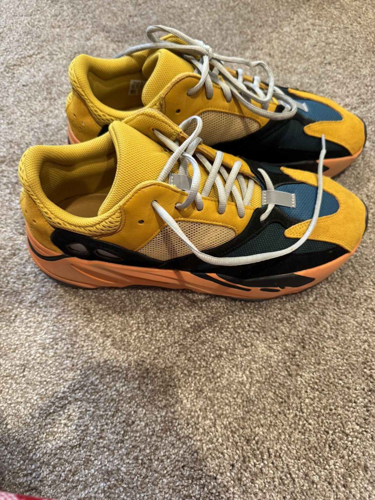 Adidas × Kanye West Yeezy boost 700 Sun Size US 12 / EU 45 - 14 Thumbnail