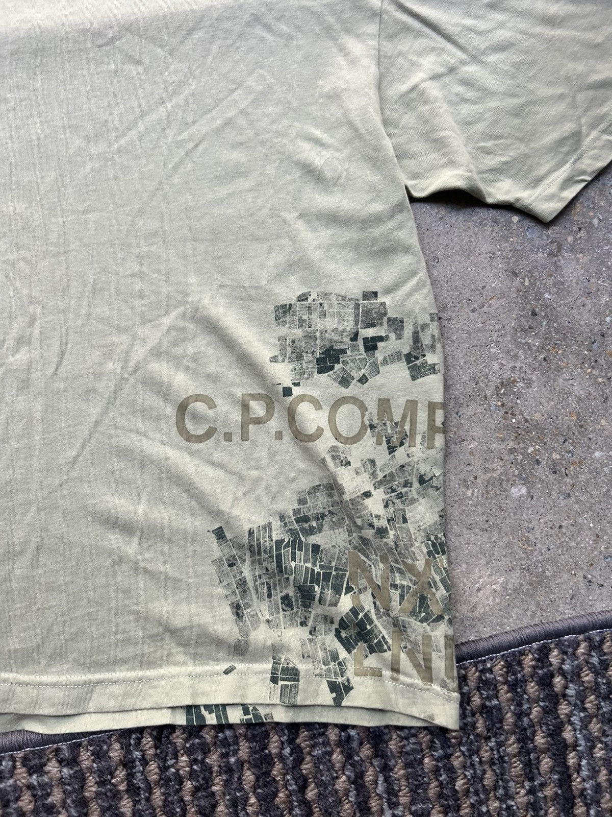 C.P. Company C.P. COMPANY RARE TEE CASUALS MASSIMO OSTI Size US L / EU 52-54 / 3 - 3 Thumbnail