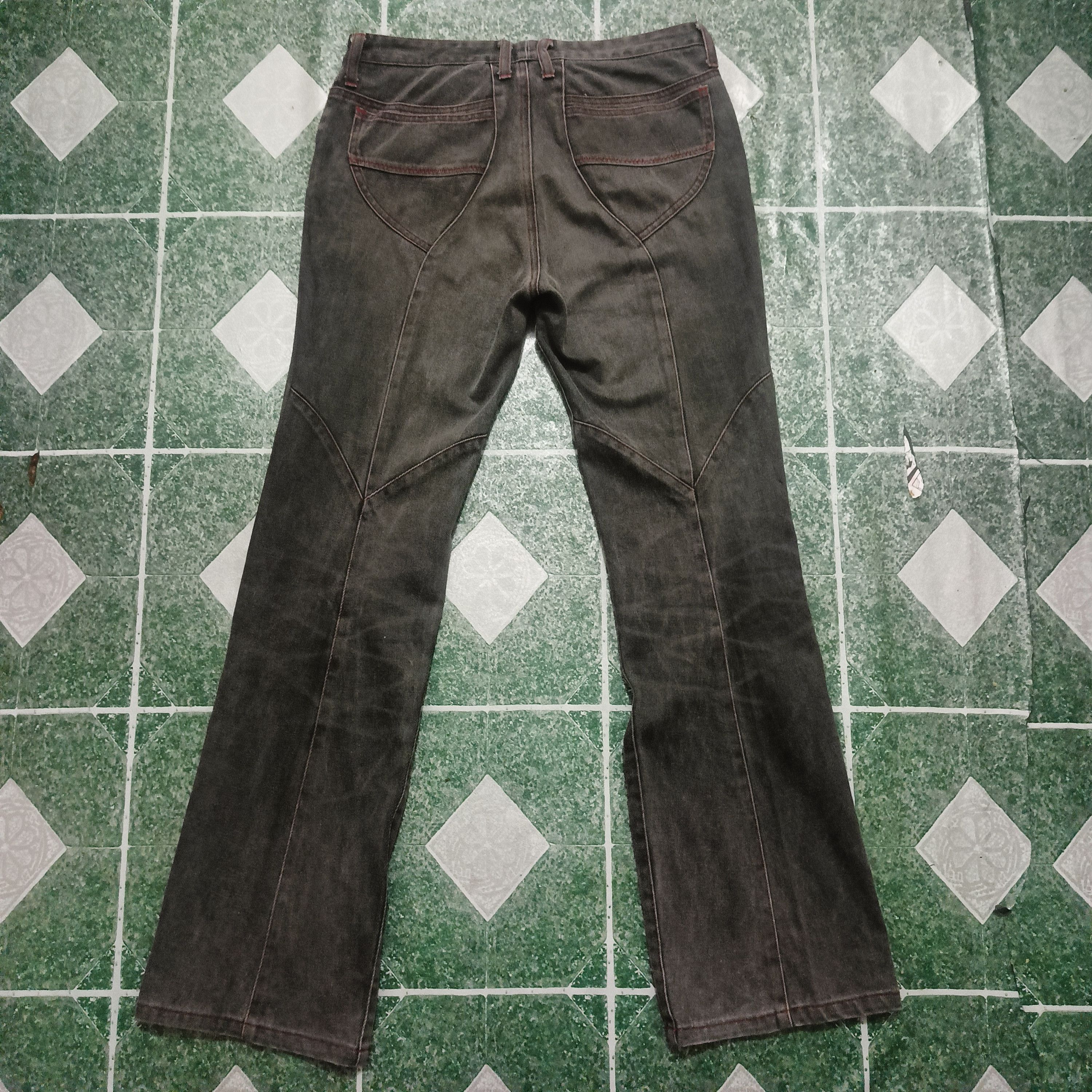 Who Decides War Japanese Difference Rupert Flared Jeans Distressed Jeans Size US 31 - 11 Thumbnail