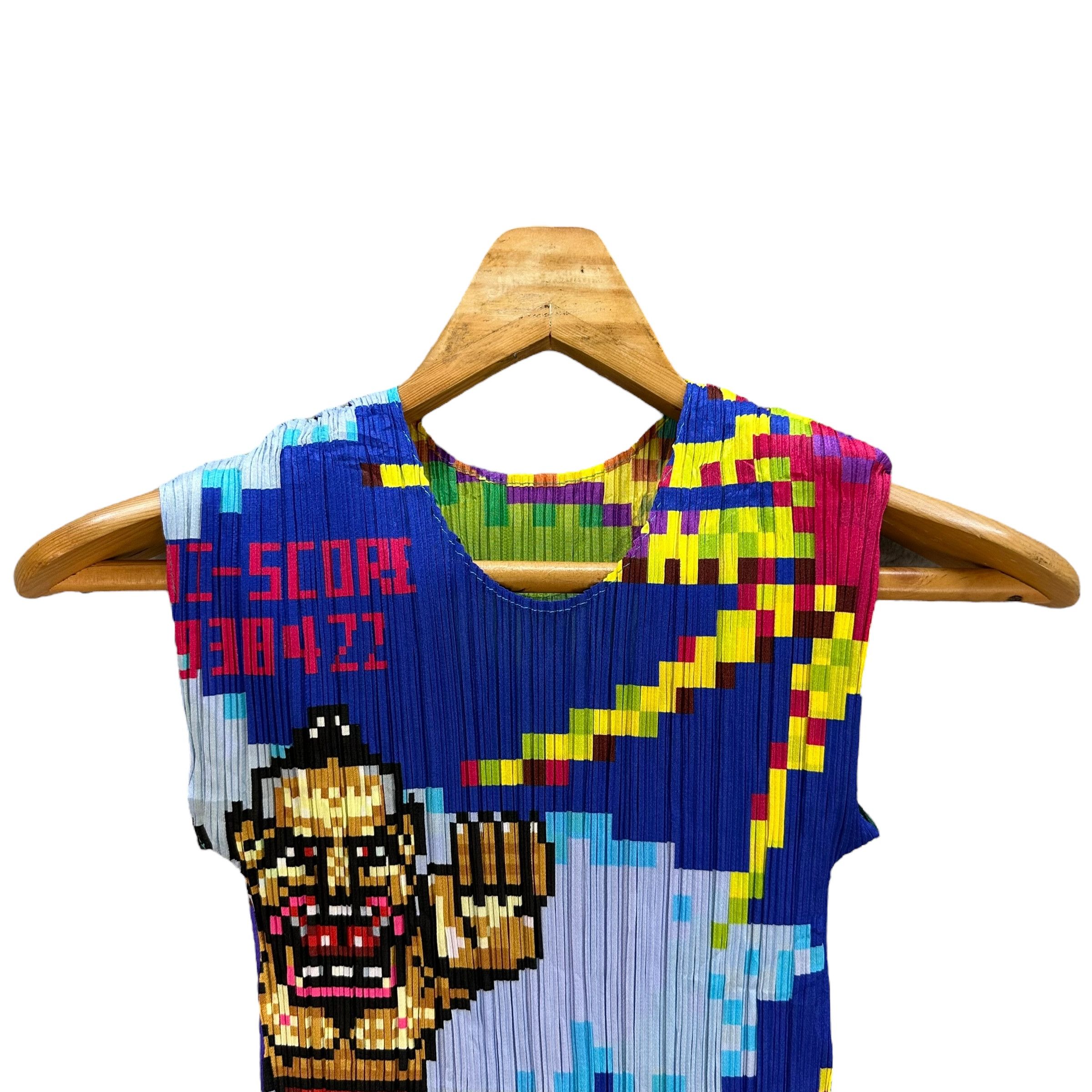 Pleats Please Issey Miyake Pleats Please Digital Game Graphic Overprint Tops #A32-0730 Size US M / EU 48-50 / 2 - 2 Thumbnail