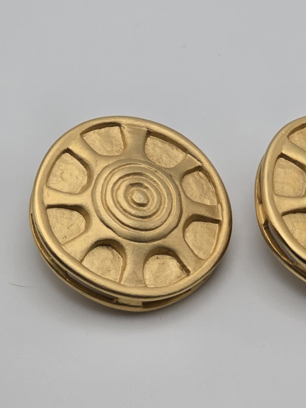 Givenchy Givenchy Paris NY Gold Tone Clip-On Earrings Size ONE SIZE - 4 Thumbnail