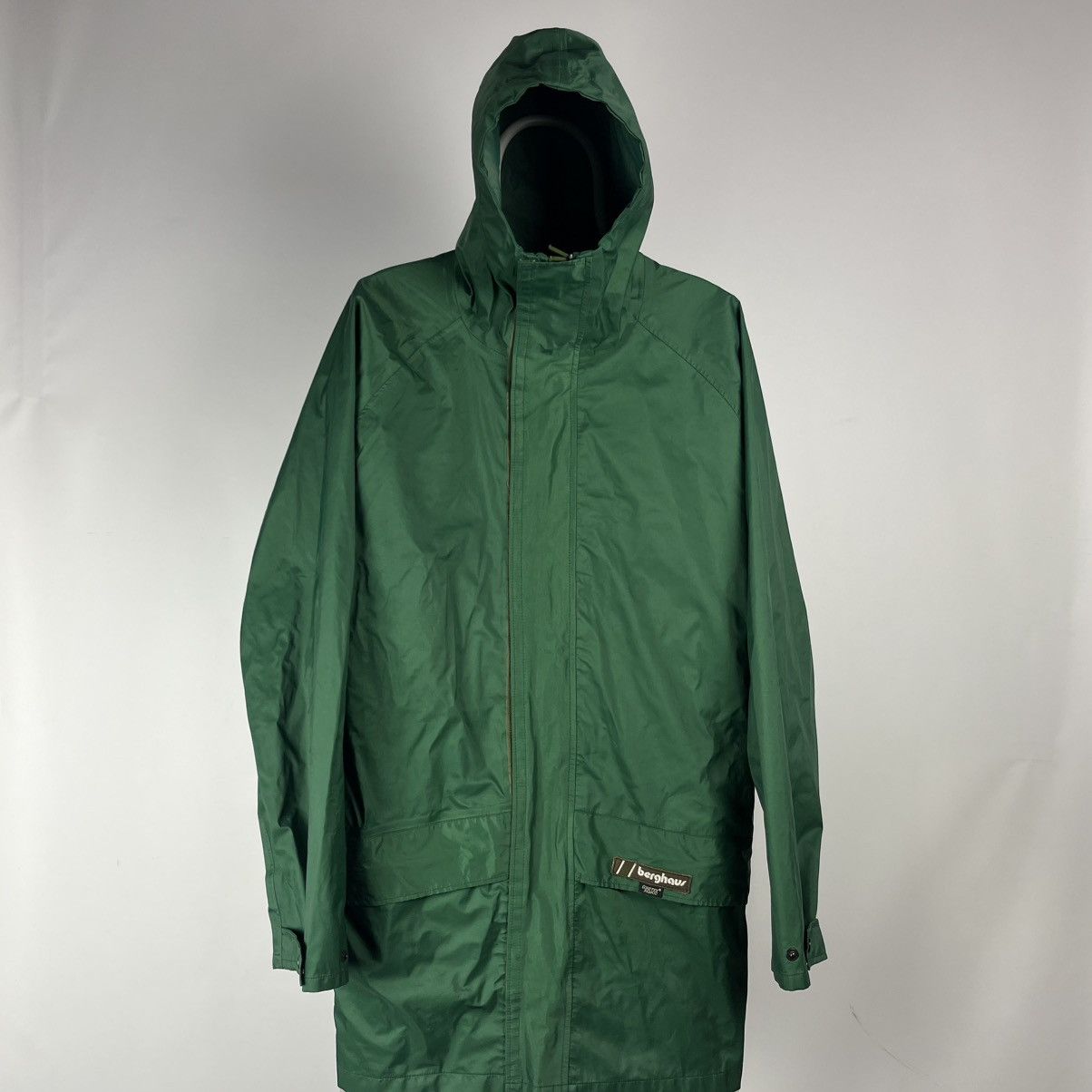 Berghaus Berghaus Gore-tex fabric Mistral rain jacket size XL Size US XL / EU 56 / 4 - 1 Thumbnail