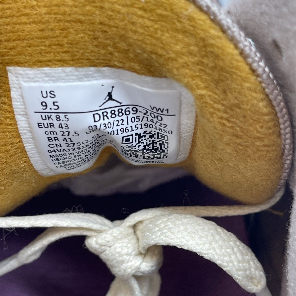 Jordan Brand Air Jordan 3 winterized Size US 9.5 / EU 42-43 - 8 Thumbnail