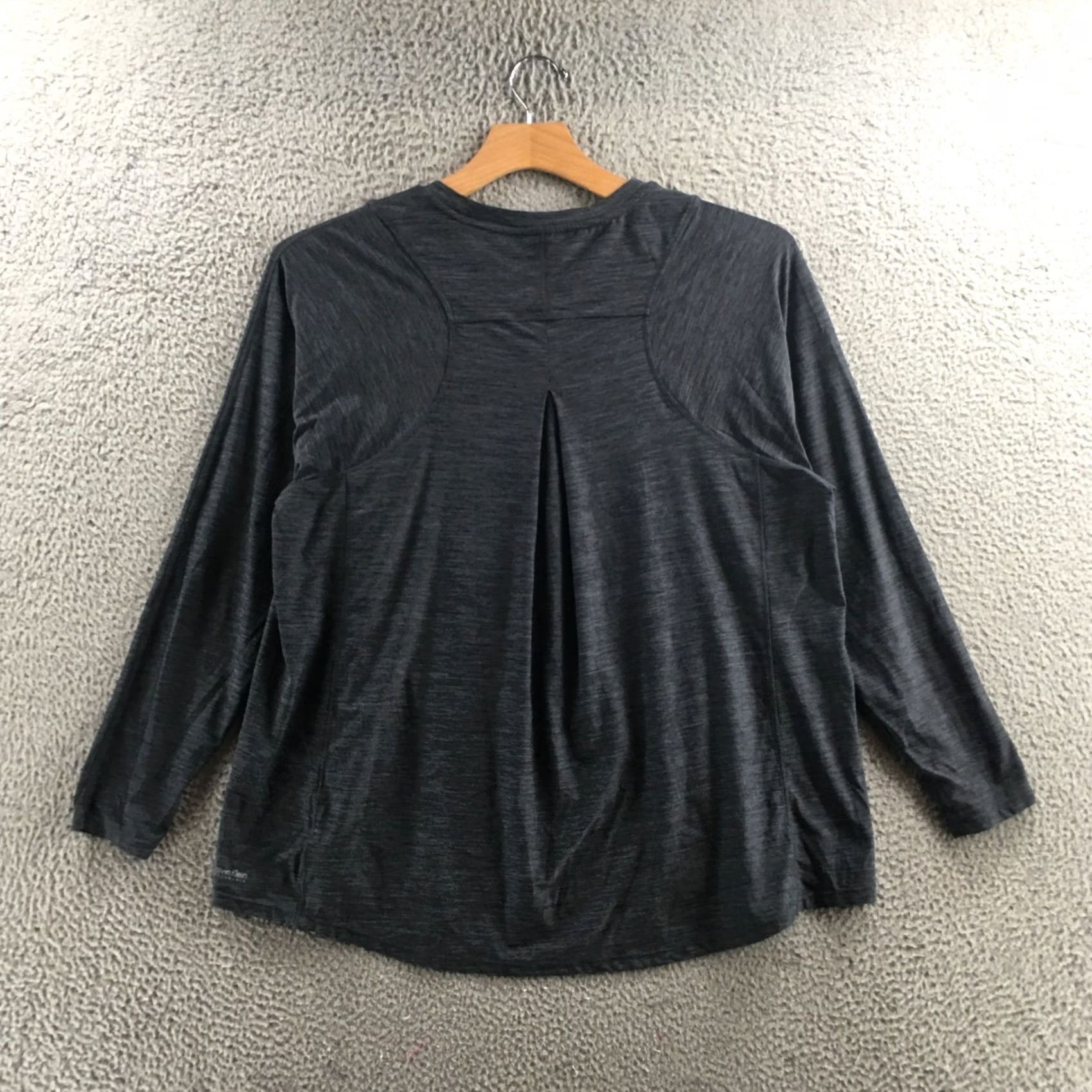 Calvin Klein Calvin Klein Quick Dry T-Shirt Womens 2X Gray Long Sleeve Pullover Crew Neck Size XXL / US 16-18 / IT 52-54 - 7 Thumbnail