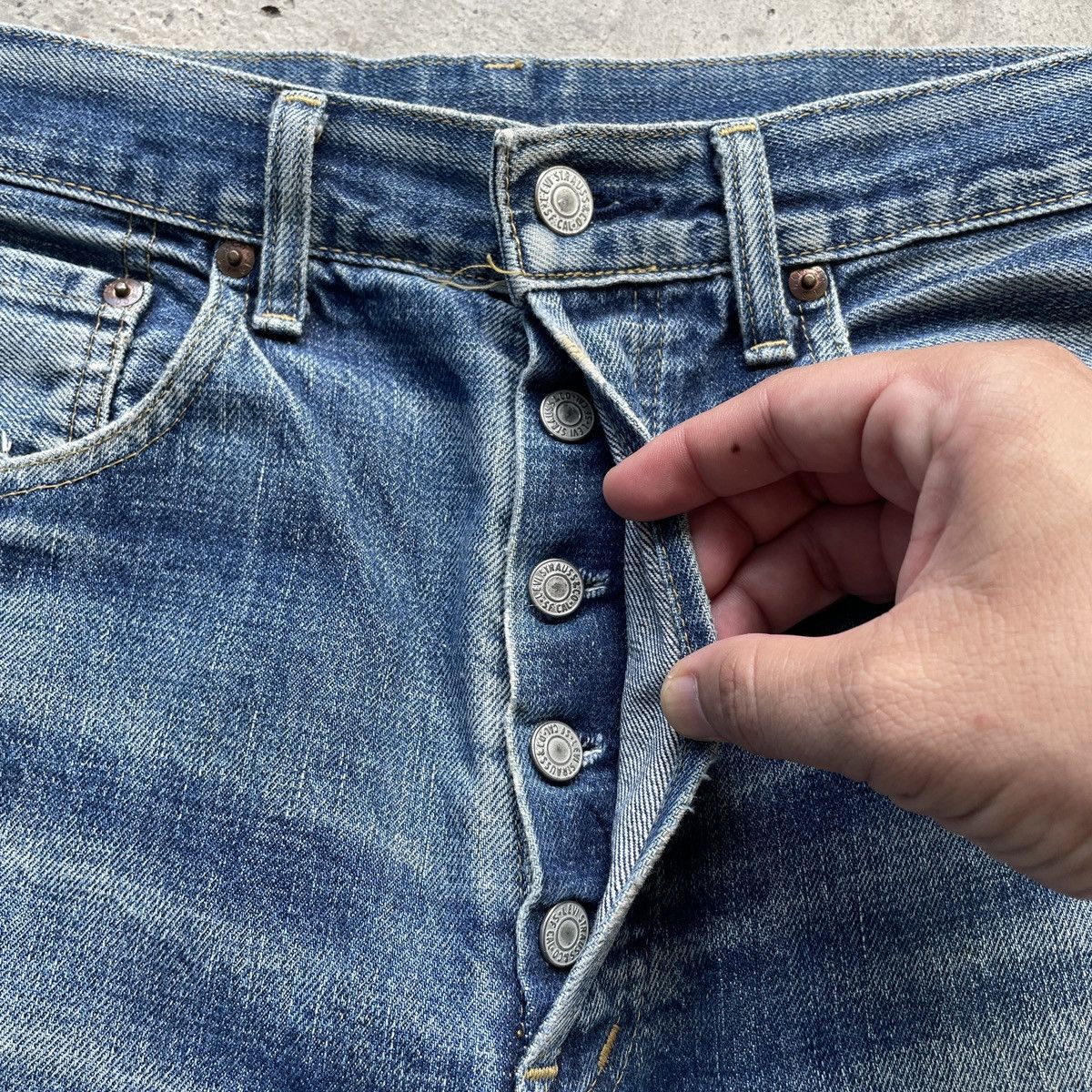 Levi's Vintage Levi’s 503 Big E Ripped Jeans Selvedge Denim Pants Size US 31 - 7 Thumbnail