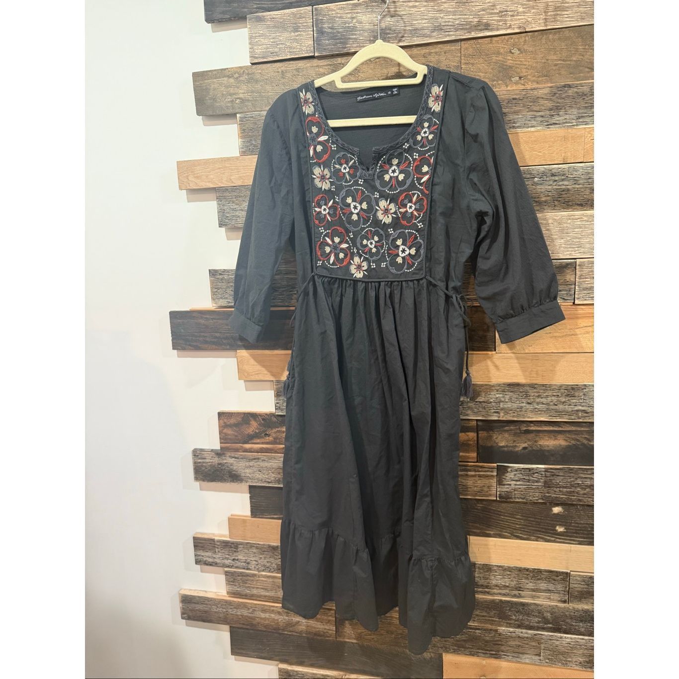 Guru Gudrun Sjoden embroidered grey boho lagenlook dress size XS Size XS / US 0-2 / IT 36-38 - 2 Thumbnail