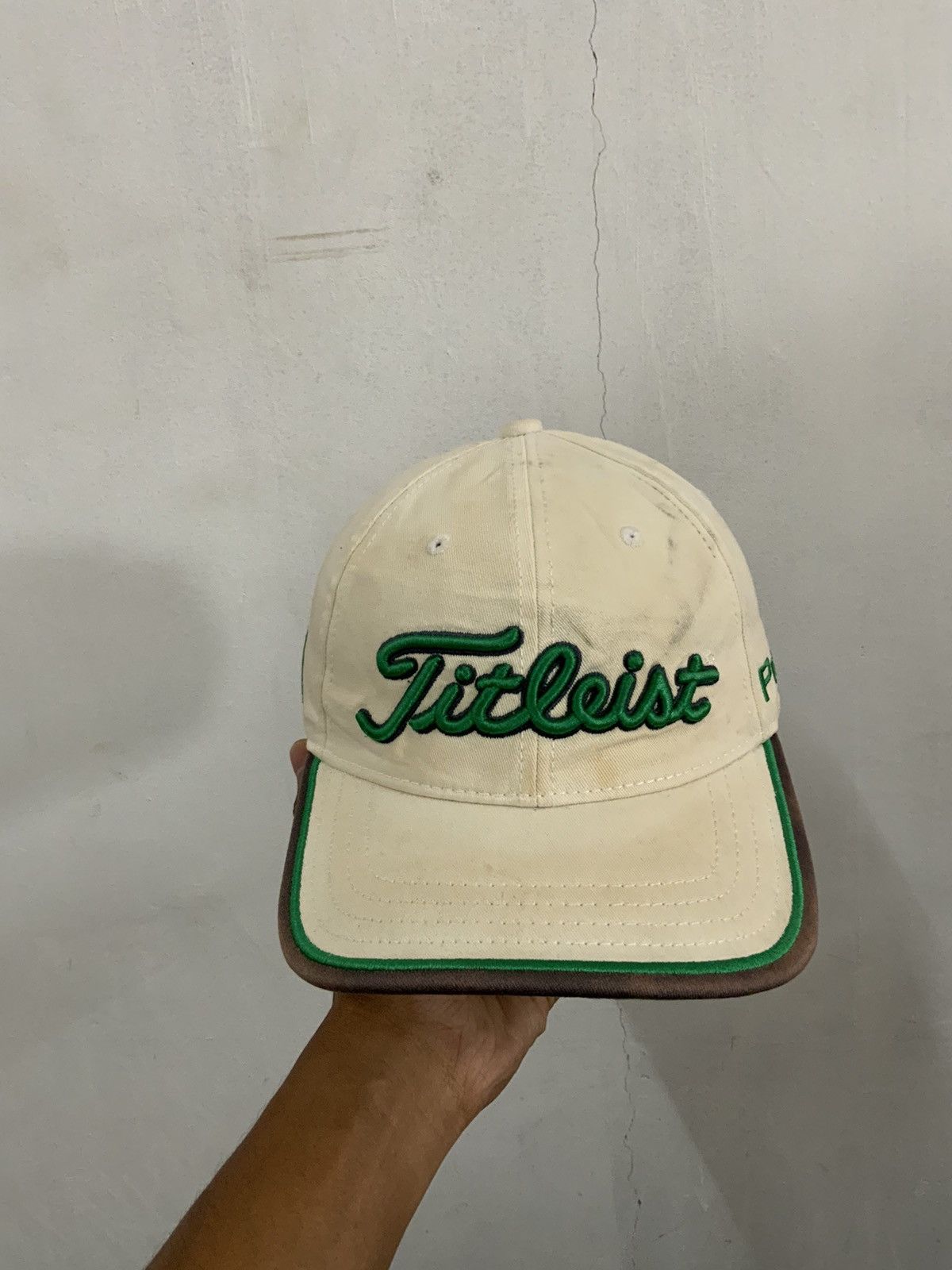 Japanese Brand Vintage Fitleist Pro V1 Embroidery Fade Hat Size ONE SIZE - 2 Thumbnail