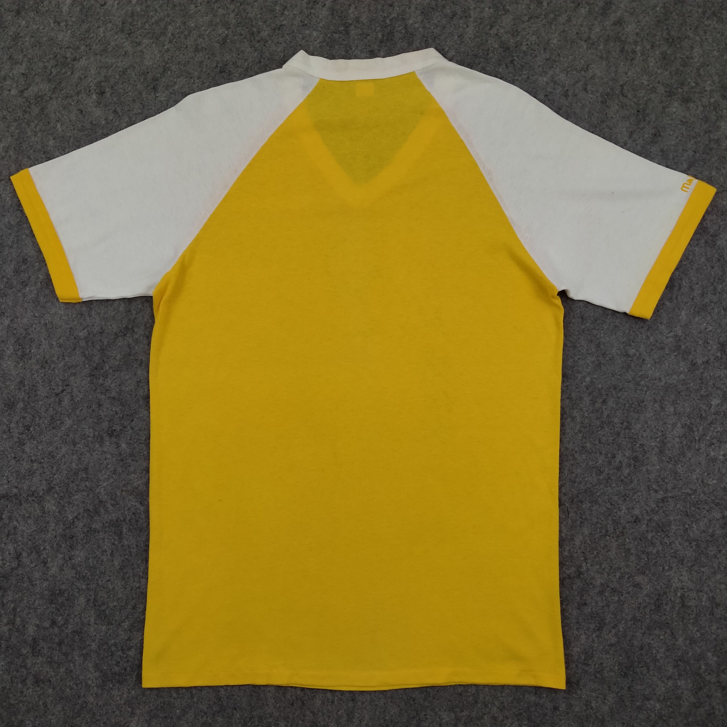 Majestic Vintage Majestic V Neck Medium Tshirt - G066 Size US M / EU 48-50 / 2 - 2 Thumbnail
