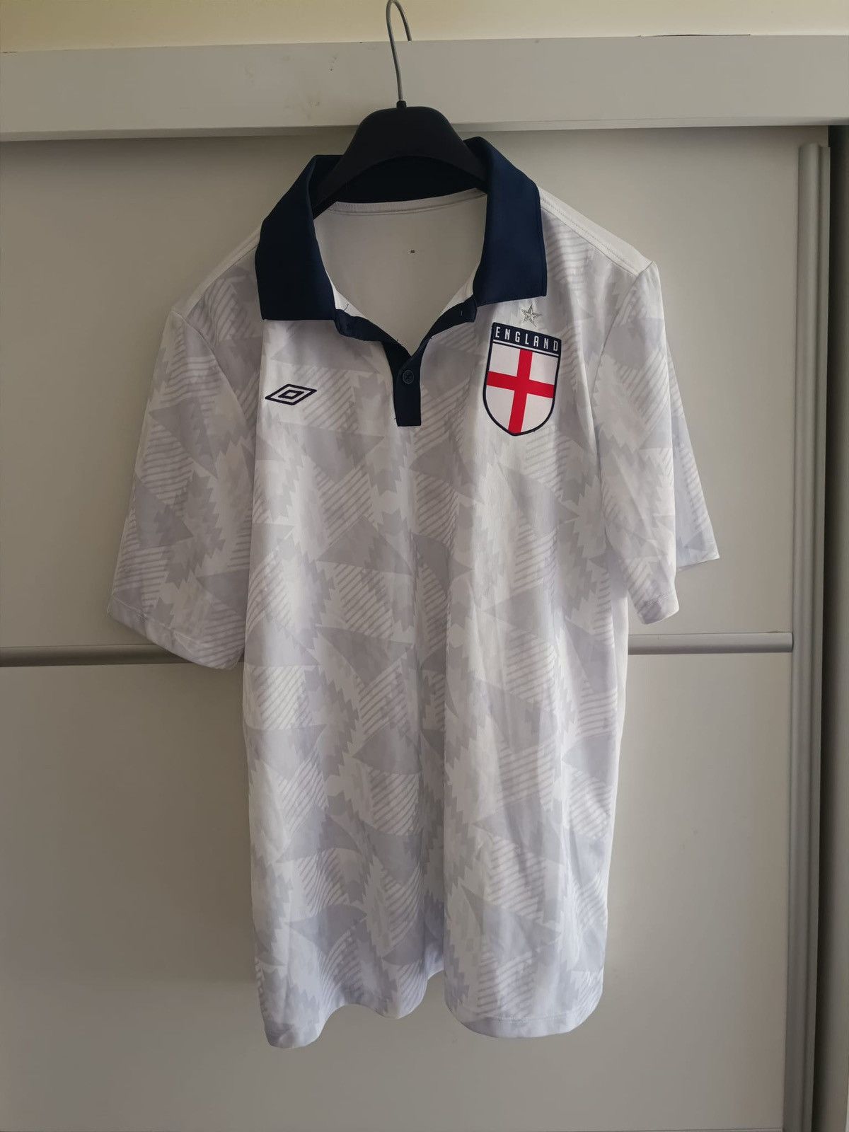 Umbro Umbro England Shirt Size US L / EU 52-54 / 3 - 1 Thumbnail