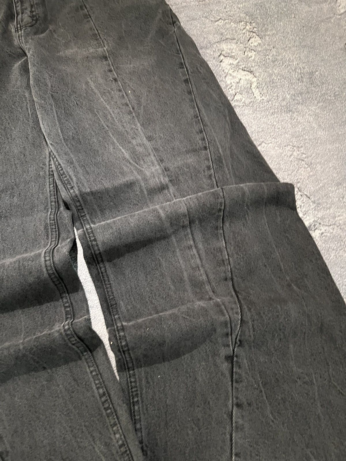 Japanese Brand Vintage Washed Underground Japan Distressed Jeans Size US 39 - 3 Thumbnail