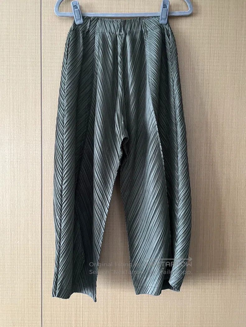 Issey Miyake Issey Miyake Green Cropped Pants Size 25" / US 0 / IT 36 - 2 Thumbnail