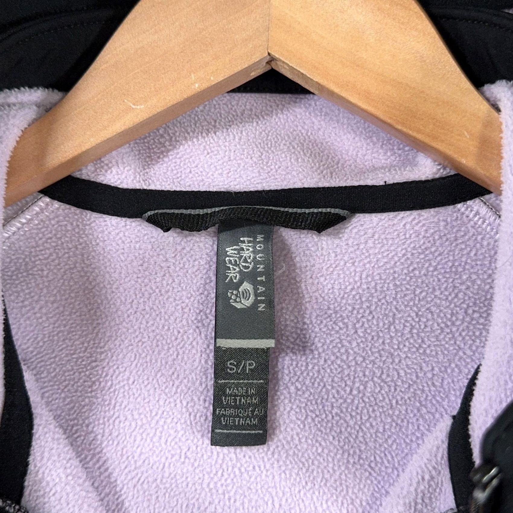 Mountain Hardwear Mountain Hardwear Womens Small Black Hooded Softshell Jacket Lined Fleece Zip Pockets Windbreaker Outdoor B0oks Size S / US 4 / IT 40 - 2 Thumbnail