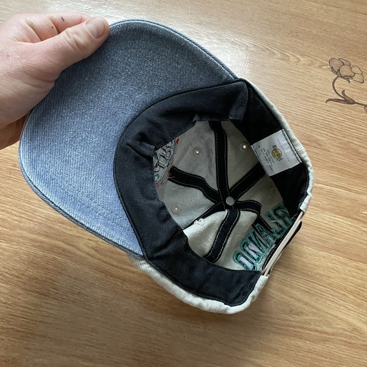 Hard Rock Cafe × Vintage Vintage Hard Rock Cafe Orlando Save The Planet Cap Size ONE SIZE - 10 Thumbnail