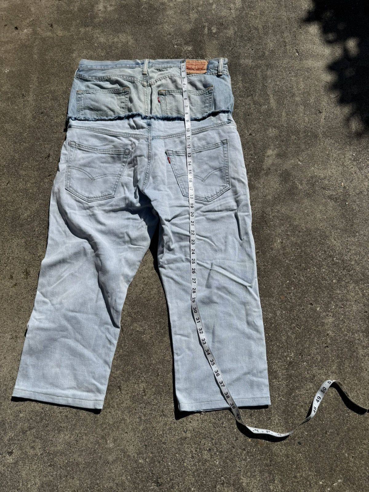Levi's Levi's light wash denim jeans with frayed hem Size US 32 / EU 48 - 4 Thumbnail