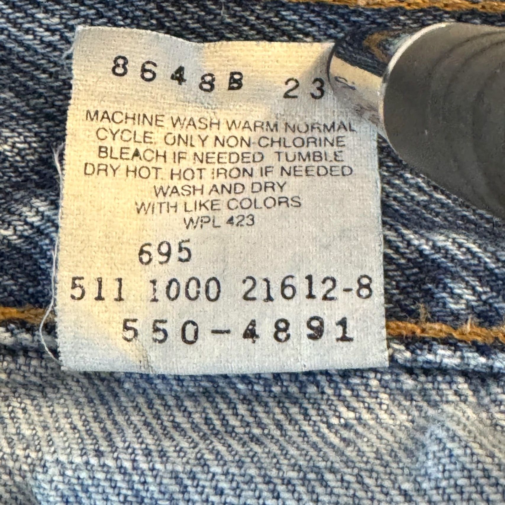 Levi's VINTAGE Levi's 550 Jeans Mens 40x30 Blue Relaxed Fit Tapered Leg Made USA 90s Denim Size US 40 / EU 56 - 5 Thumbnail