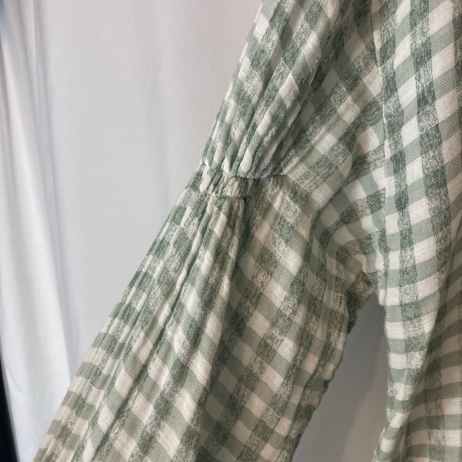 Zara Zara Green White Gingham Plaid Front Key Hole Tie Blouse Top Size S / US 4 / IT 40 - 7 Thumbnail