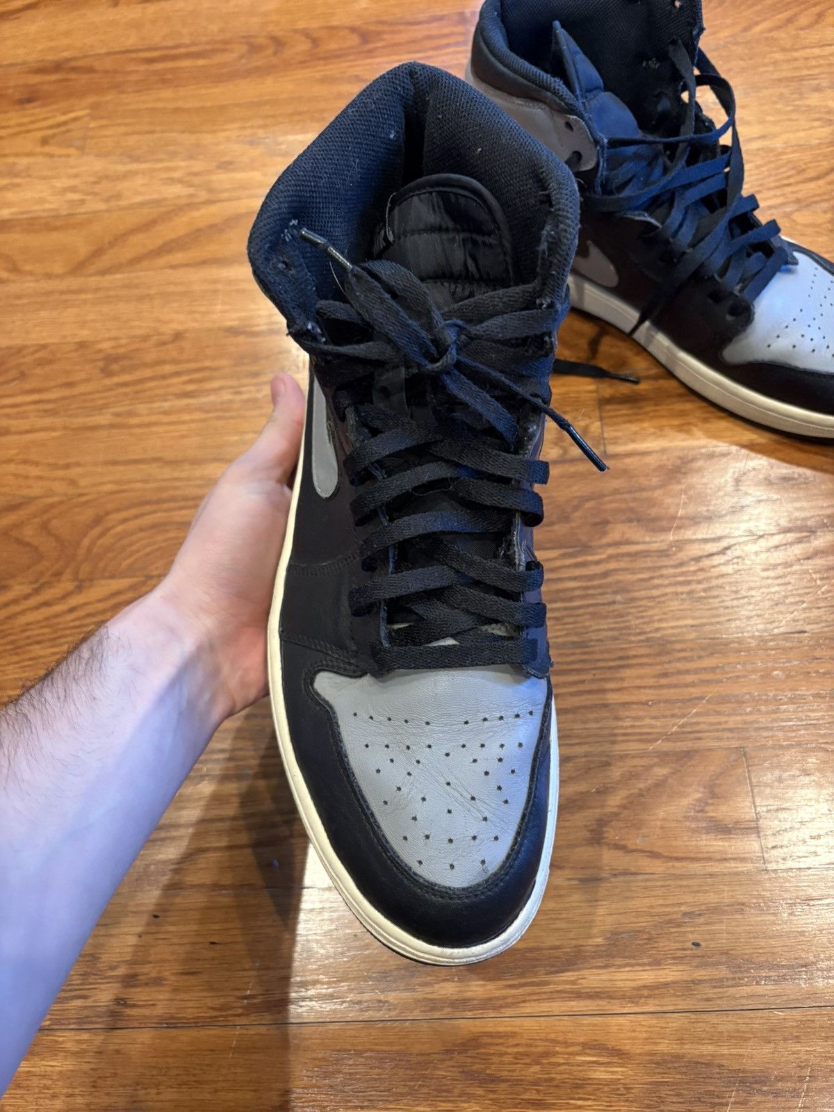 Nike 2013 Jordan 1 Shadow Size US 12 / EU 45 - 2 Thumbnail