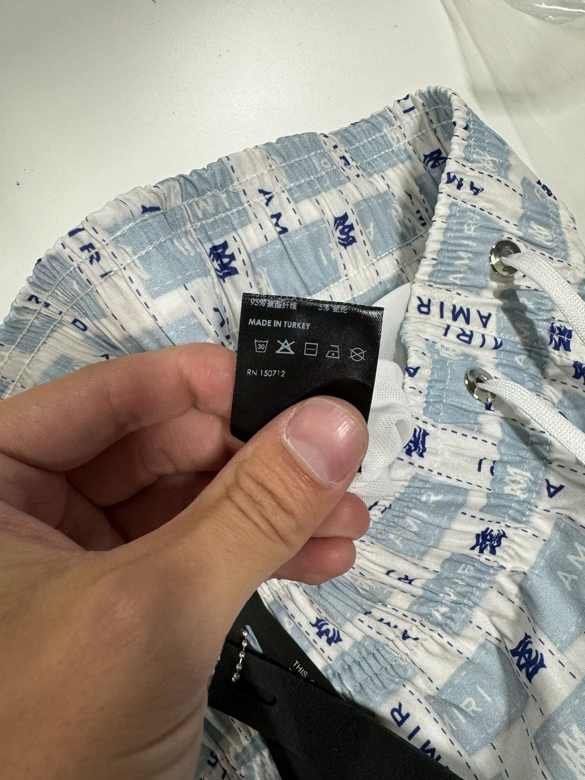 Amiri Amiri Logo Swim Shorts NEW 550$ Size US 34 / EU 50 - 6 Thumbnail