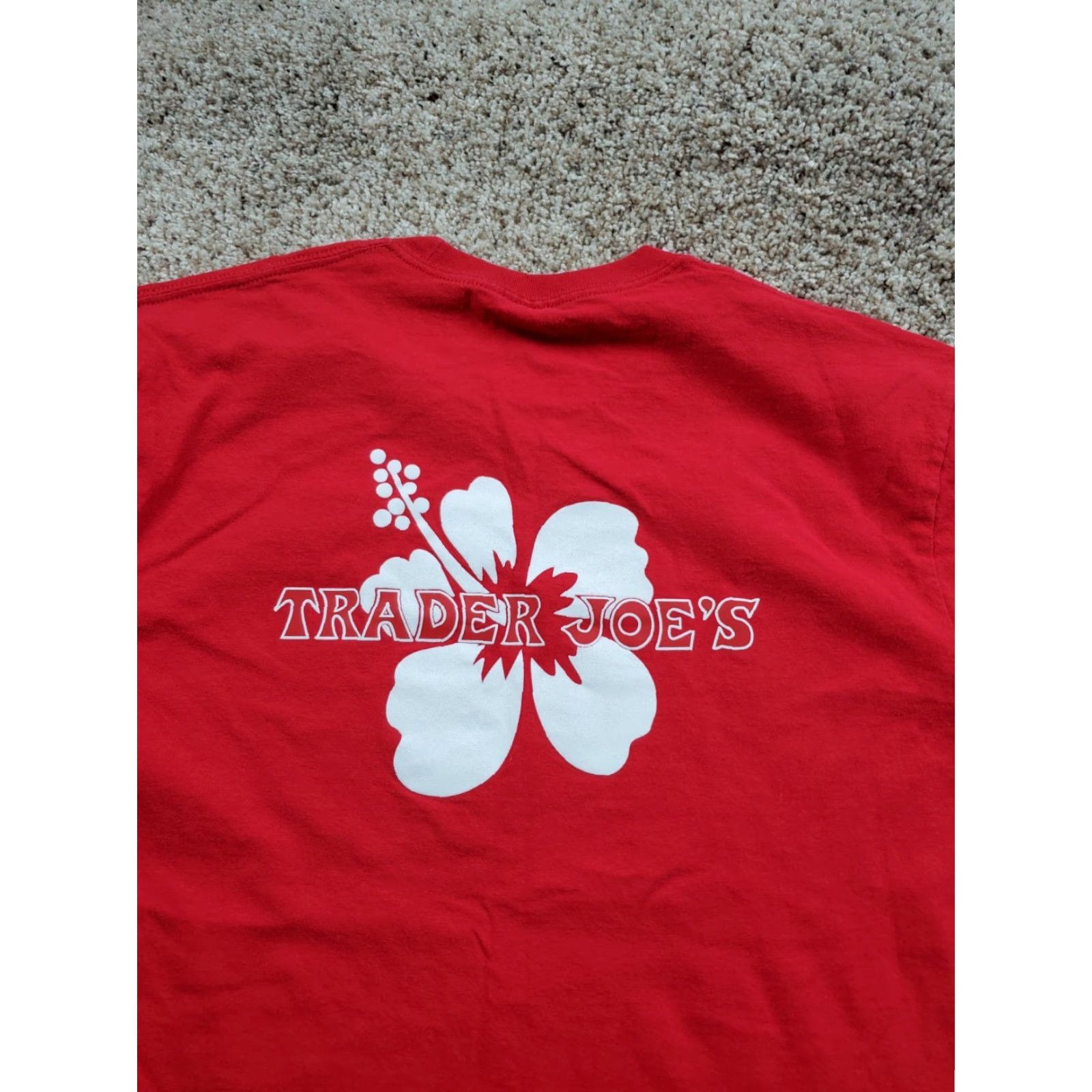 Vintage Trader Joes Shirt Mens L Red Crew Neck Long Sleeve Hibiscus Logo Graphic Print Size US L / EU 52-54 / 3 - 5 Thumbnail