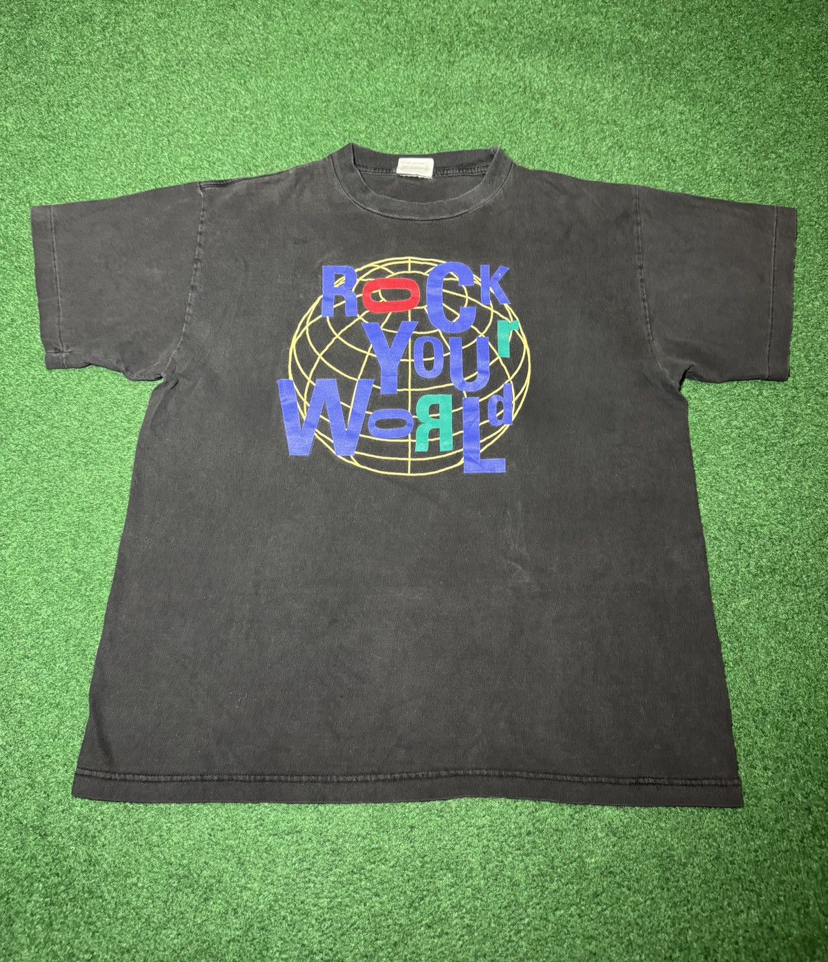 Vintage Rock Your World Waynes 90s Rock N Roll Faded 22x27 T Shirt Size US L / EU 52-54 / 3 - 1 Thumbnail