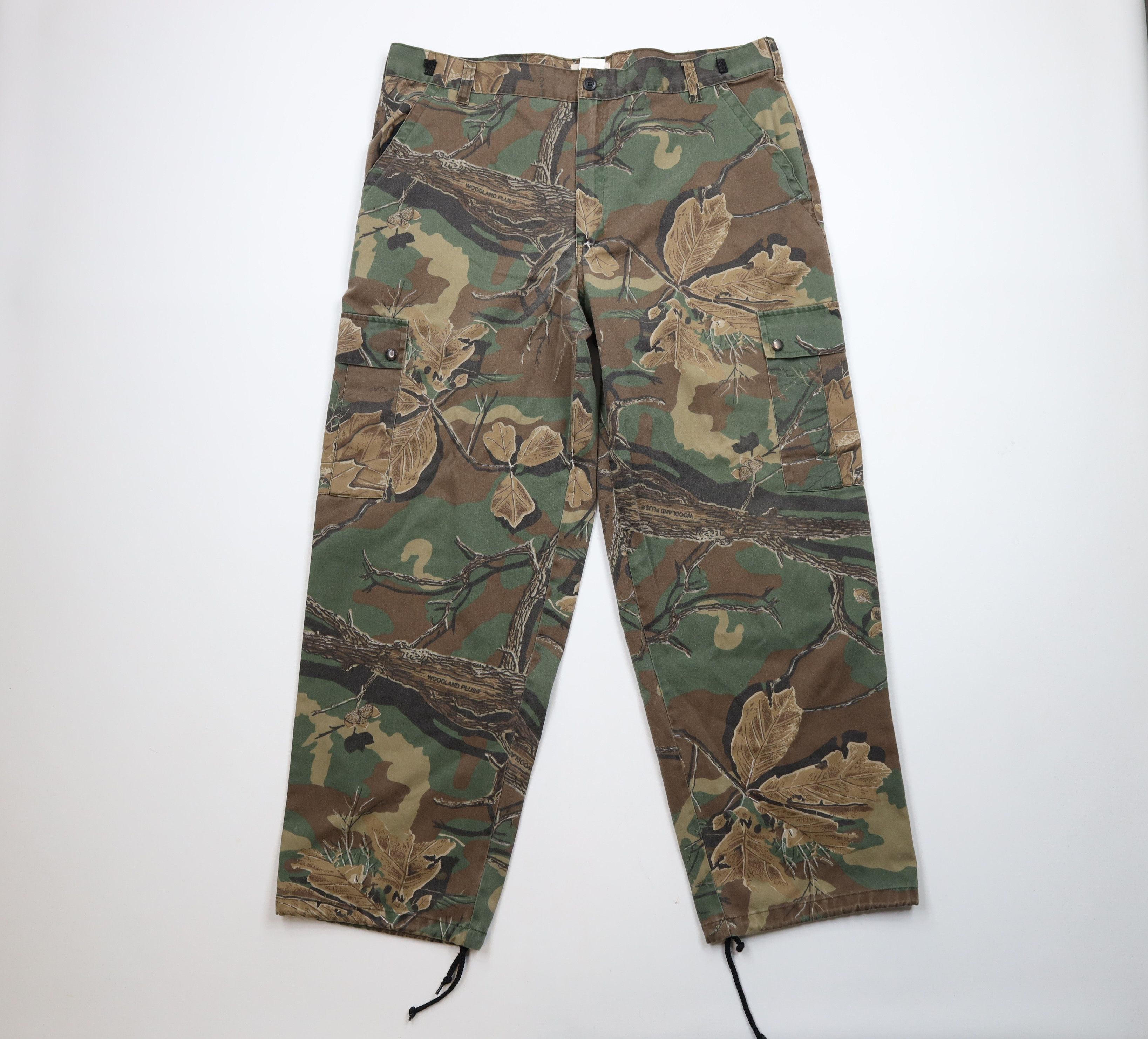 Vintage 90s Streetwear Camouflage Wide Leg Cargo Pants