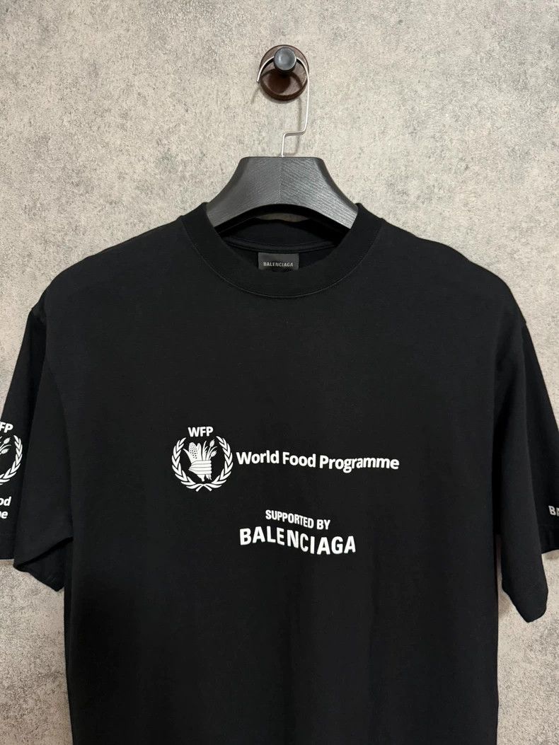 Balenciaga Balenciaga WFP Second Generation Food Program Collaboratio Size US XXS / EU 40 - 2 Thumbnail