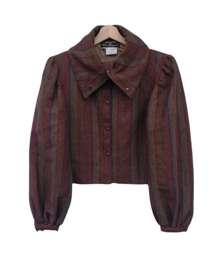 Salvatore Ferragamo Vintage Salvatore Ferragamo Wool Crop Tops Jacket Size M / US 6-8 / IT 42-44 - 3 Thumbnail