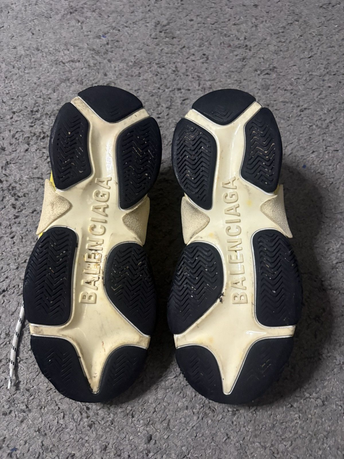 Balenciaga balenciaga triple s Size US 9.5 / IT 39.5 - 6 Thumbnail
