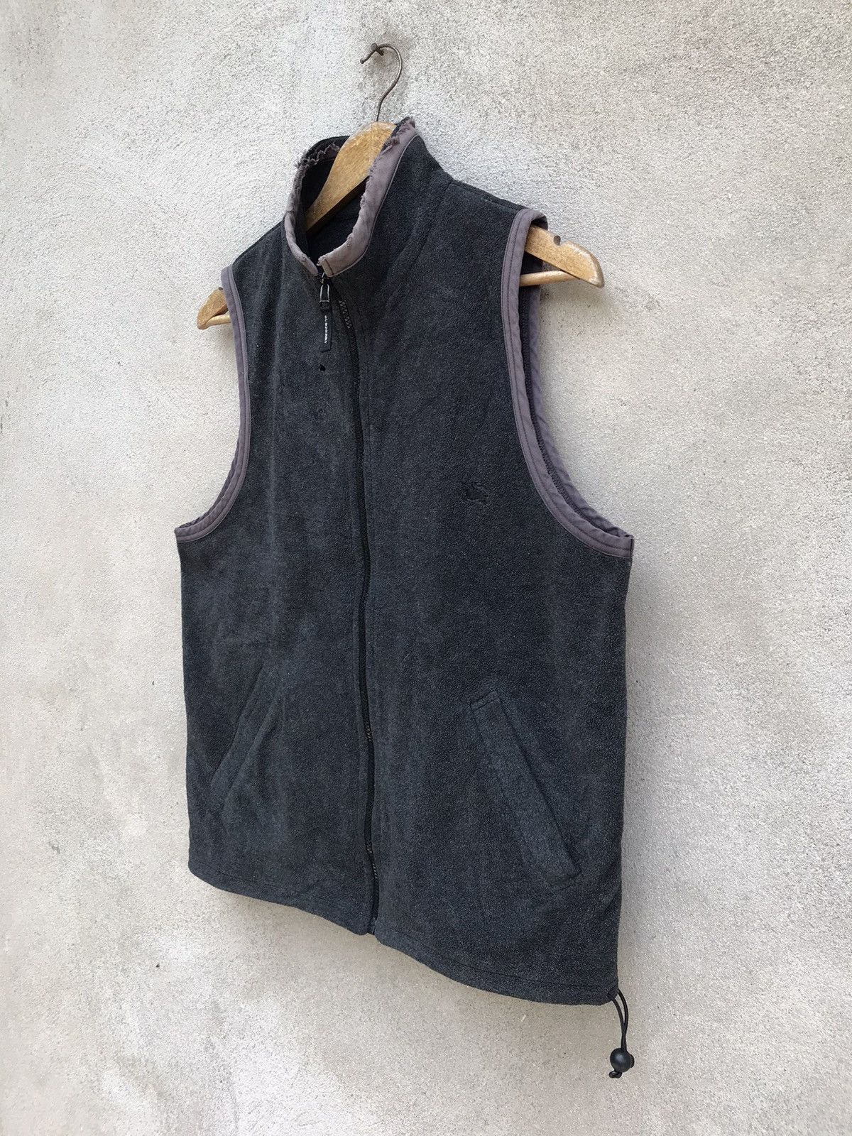 Burberry VINTAGE 90s BURBERRY SLEEVELESS JACKET Size US S / EU 44-46 / 1 - 2 Thumbnail