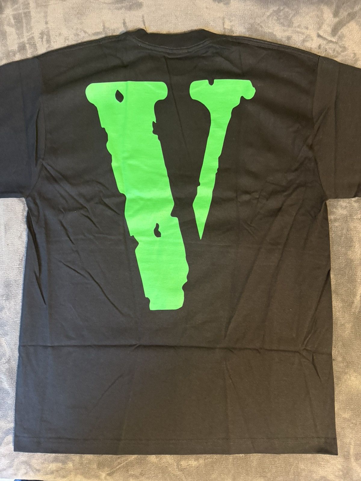 Vlone VLONE Friends Green Logo T-Shirt Size Large Size US L / EU 52-54 / 3 - 2 Thumbnail