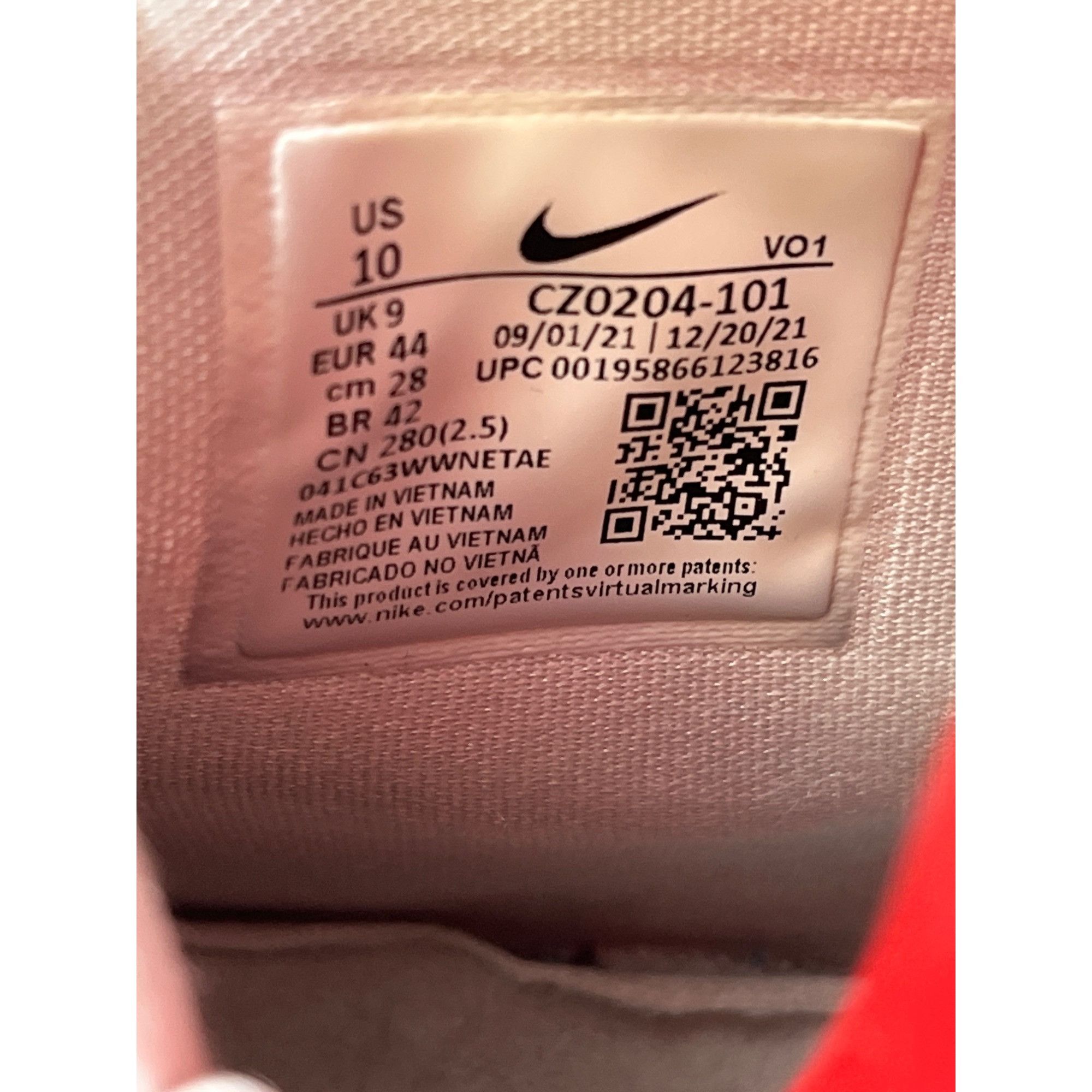 Nike Nike Kyrie Infinity CZ0204-101 Men's White Basketball Sneake Size US 10 / EU 43 - 10 Thumbnail