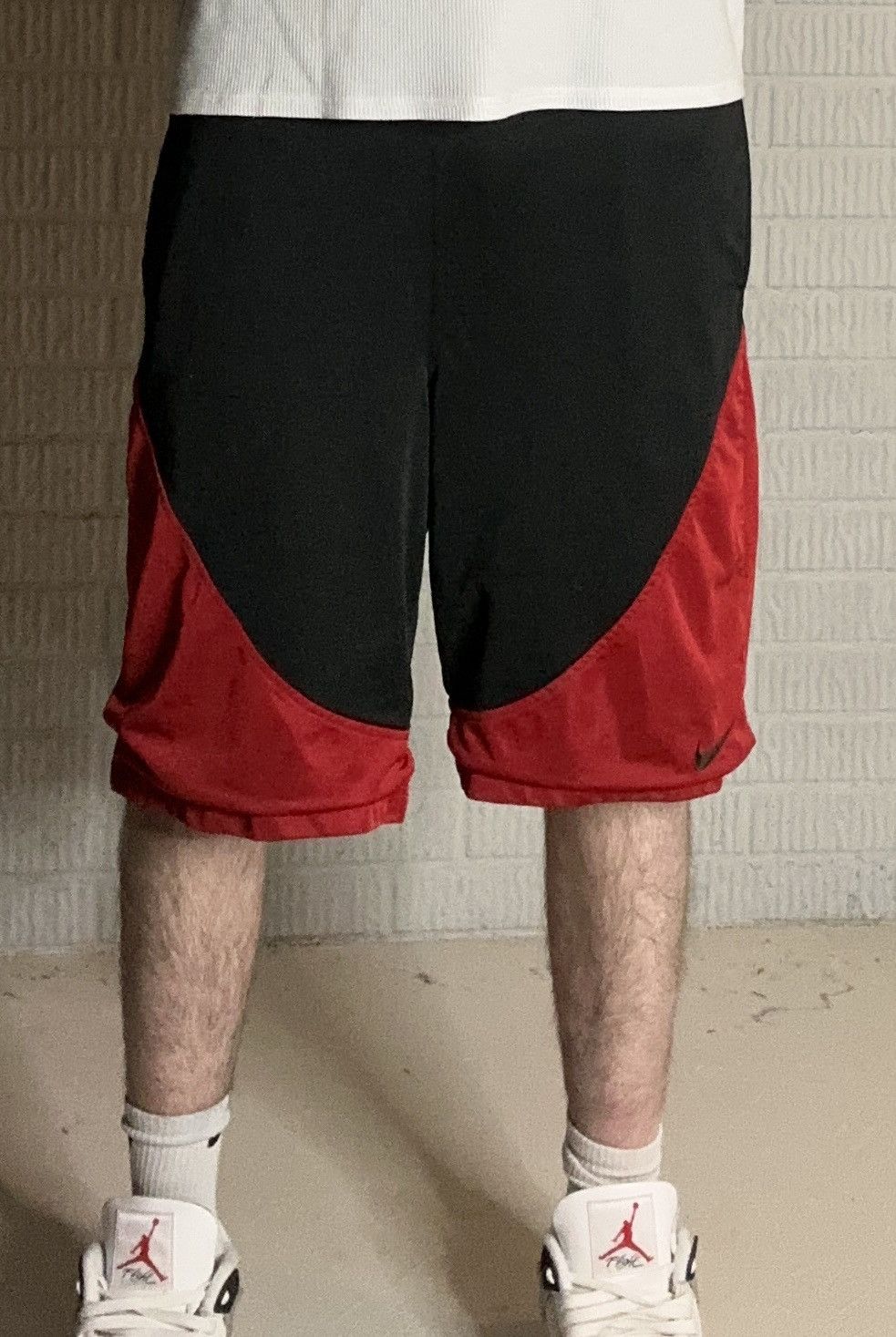 Nike Y2K 2000s Nike Basketball Baggy Shorts Size US 34 / EU 50 - 1 Thumbnail